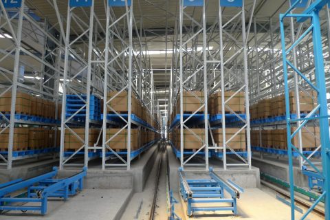电机厂自动化立体仓库安装案例