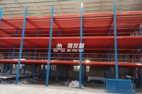 智能四向穿梭车立体货架安装